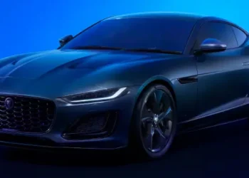 F-TYPE 75 Coupé: Uma Fusão Perfeita de Elegância e Desempenho