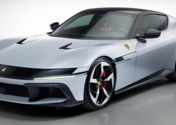 Ferrari 12Cilindri Atinge 9.500 RPM